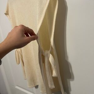 H&M Beige Knit Sweater
